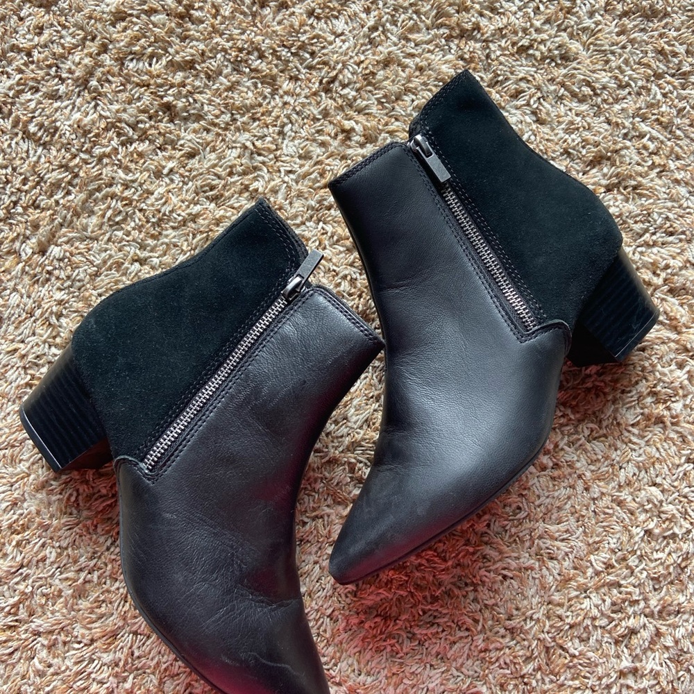 CLARKS COLLECTION Ankle Boots